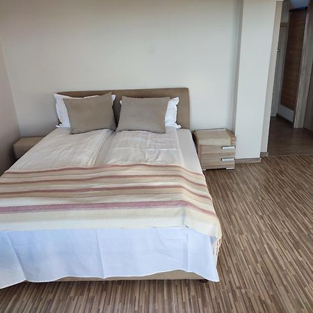 Lux Apartman Balatonfüred Eksteriør billede