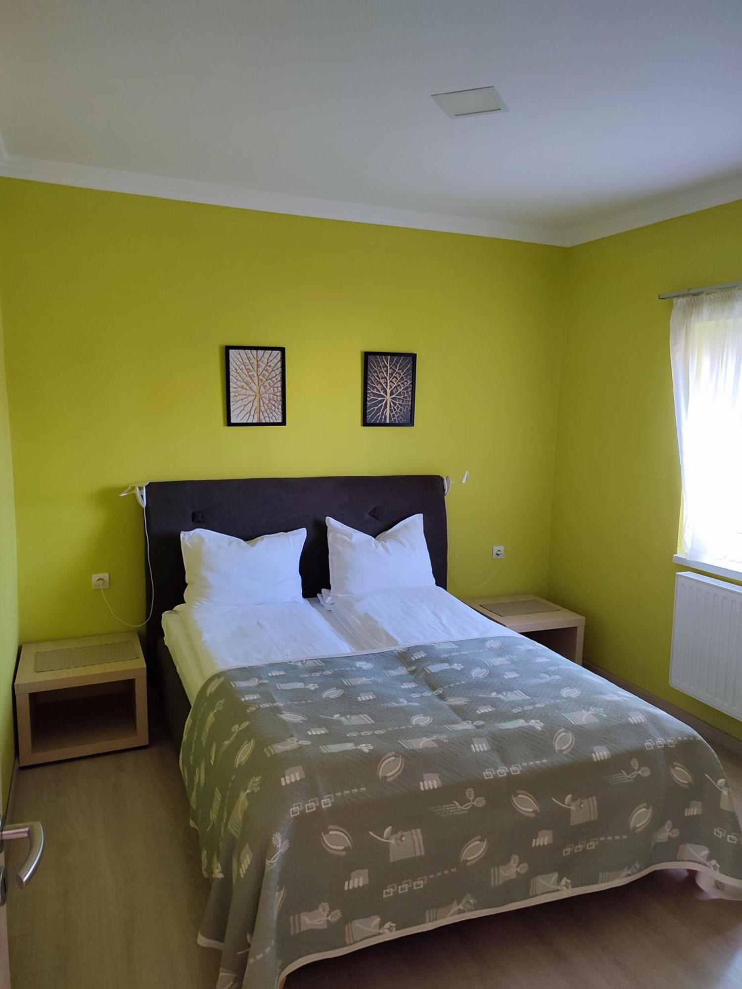 Lux Apartman Balatonfüred Eksteriør billede