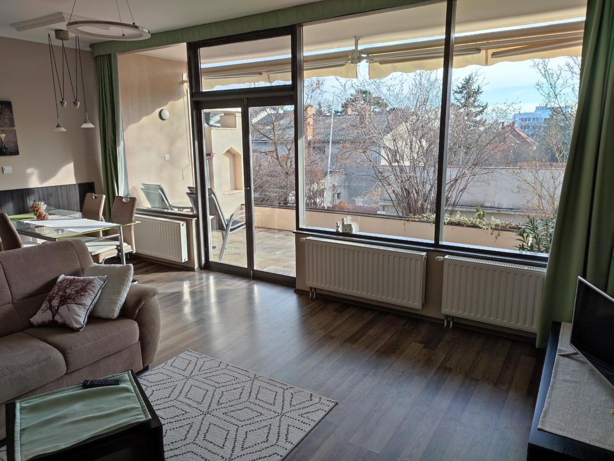 Lux Apartman Balatonfüred Eksteriør billede